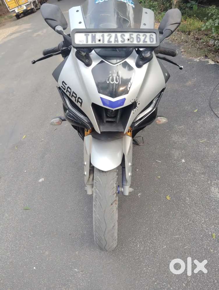 Yamaha R15