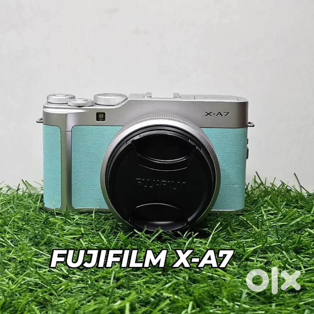 Fujifilm X-A7 with 15-45mm Lens Compact 4K Mirrorless Camera Kit SK36