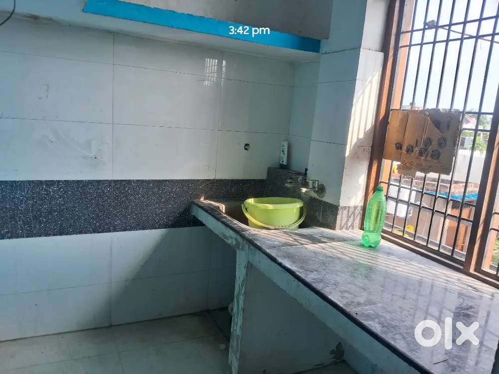 Floor For Rent