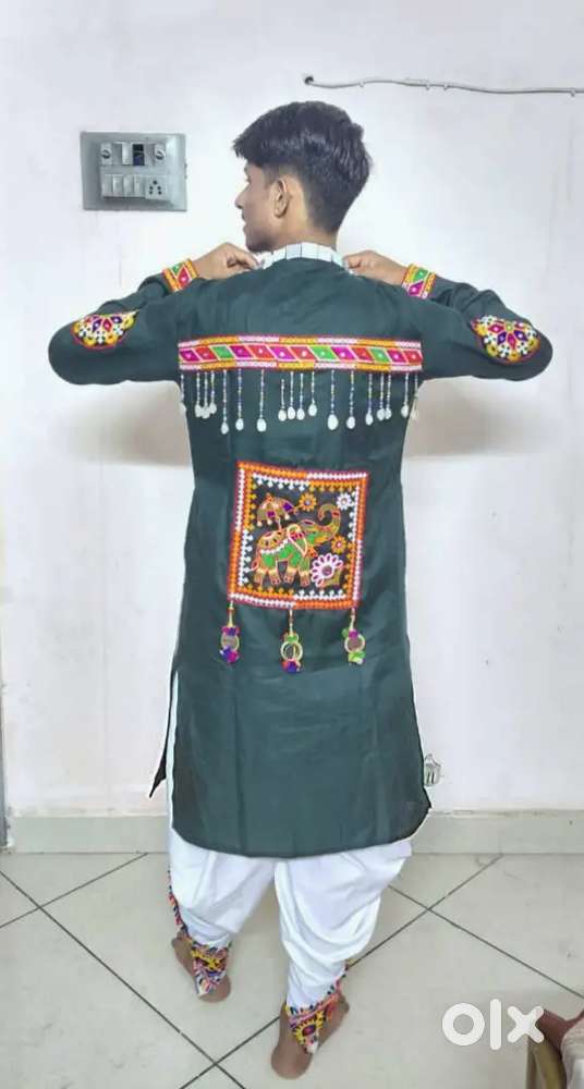 Kurta kachhi work