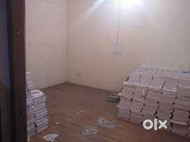 COMMERCIAL PROPERTY AVAILABLE FOR RENT-NEAR TO MARKET-NOIDA