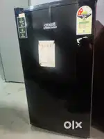 CROMA mini fridge