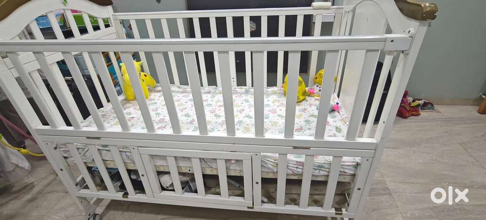 Baby Cot - Hunny Hunny Brand Unused