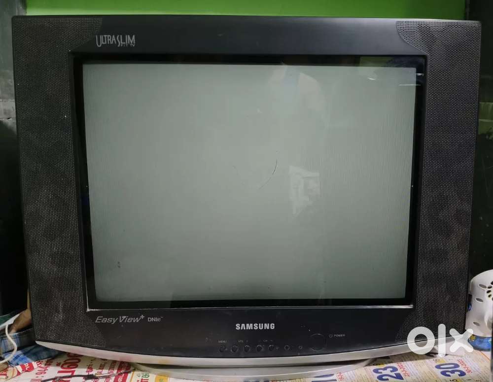 SAMSUNG COLOR TV