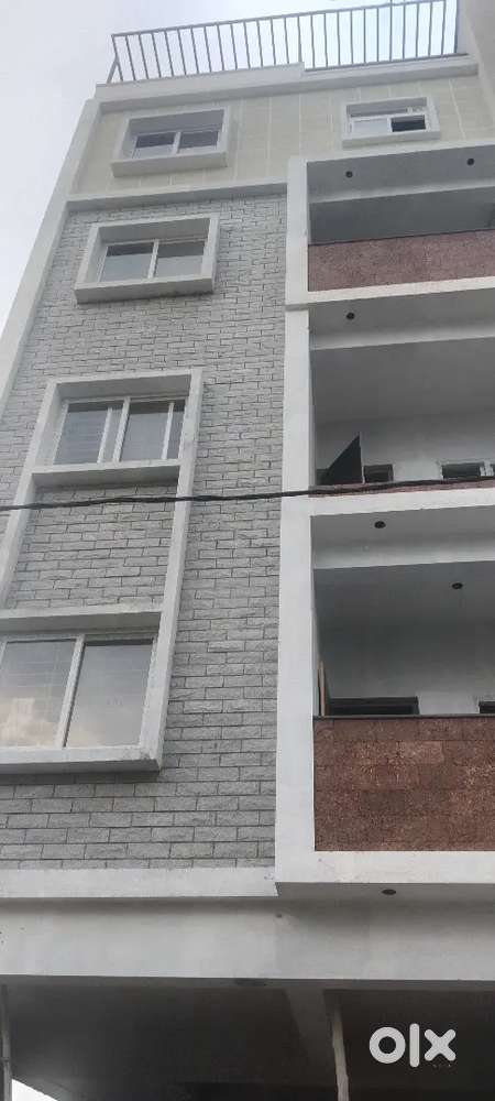 Independent Building