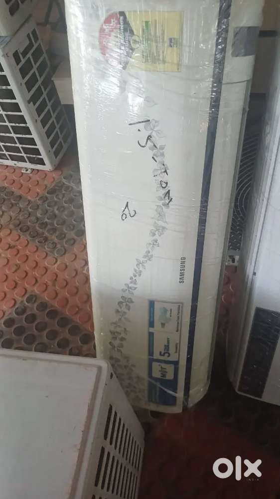 Second hand ac available and service available