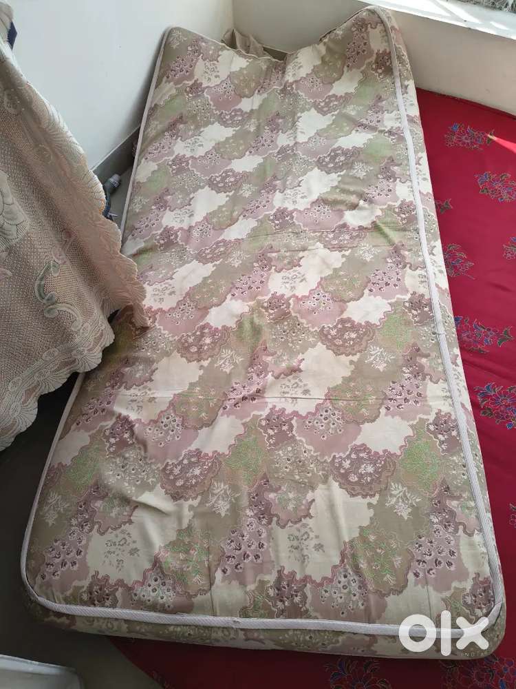 Mattress of size 6*3