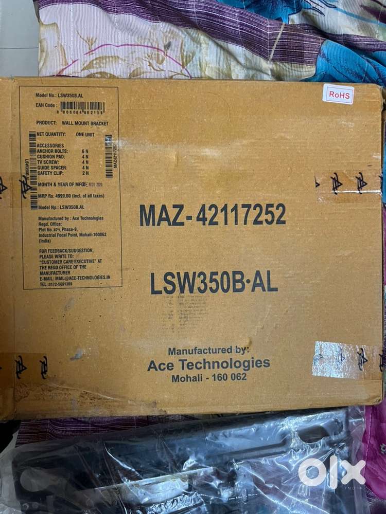 LG  55 inches wallmount