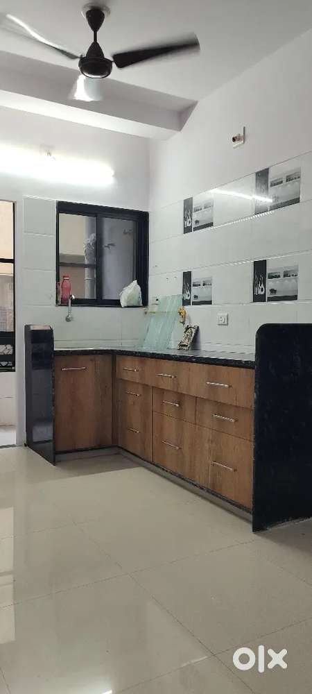 2 BHK semi furnished flat for Rent.