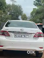 Toyota Corolla Altis 2012