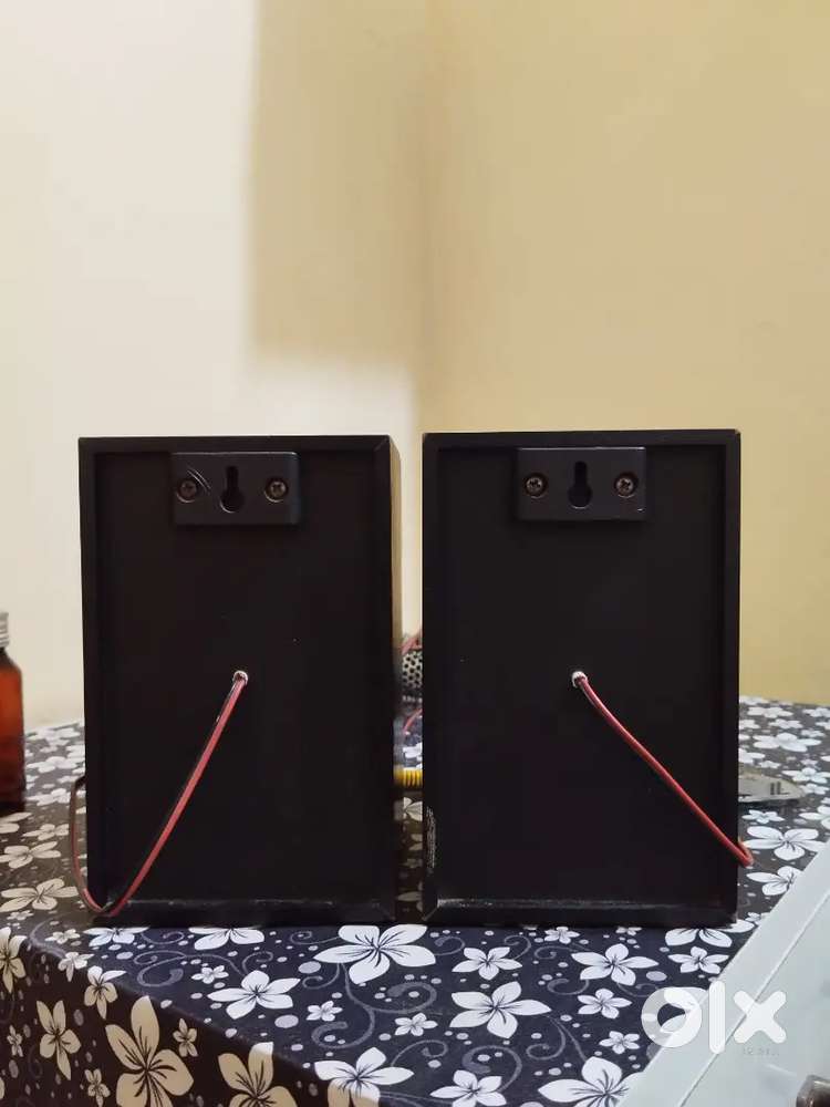 perx small speakers