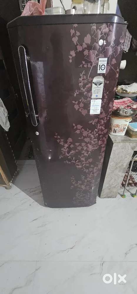 LG 270 LITERS FRIDGE