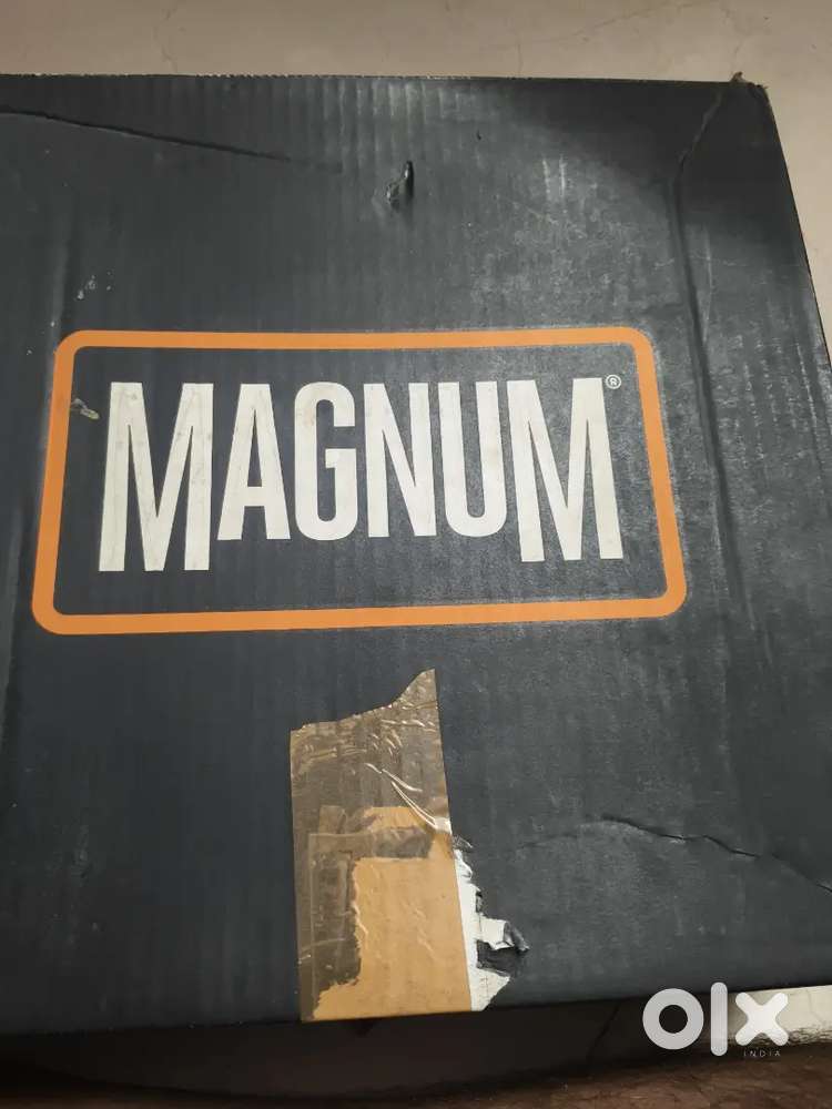 MAGNUM HIKING SHOES