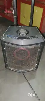 Clear Party Sound with Mobility

LG XBOOM RL2 allows you to enjoy you