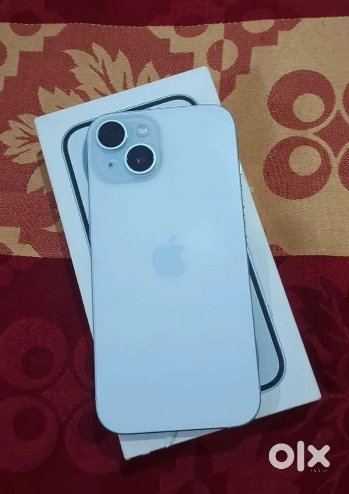 iPhone 15 128