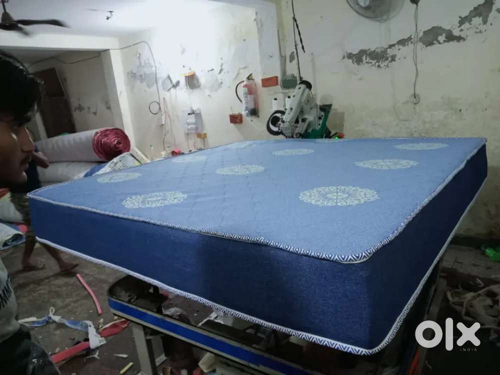 On FACTORY rate Mattress Available at huge discount