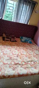 WOODEN KING SIZE BOX BED 6.5/6 FT  MINT CONDITION