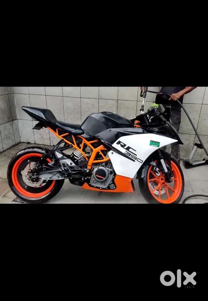 KTM RC 390 ...