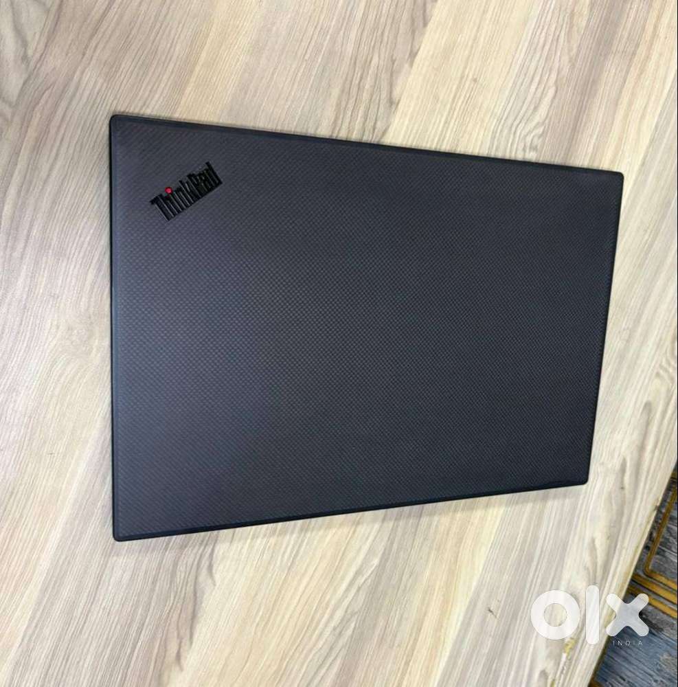 LENOVO THINKPAD X1 CARBON i5 – 8th Gen 16GB RAM ULTRA SLIM  JUST 1 KG