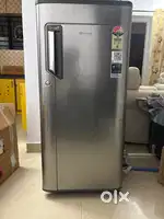 Single door Whilpool fridge