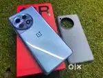 Oneplus 12R 8gb 128gb full kit touch crack see pictures