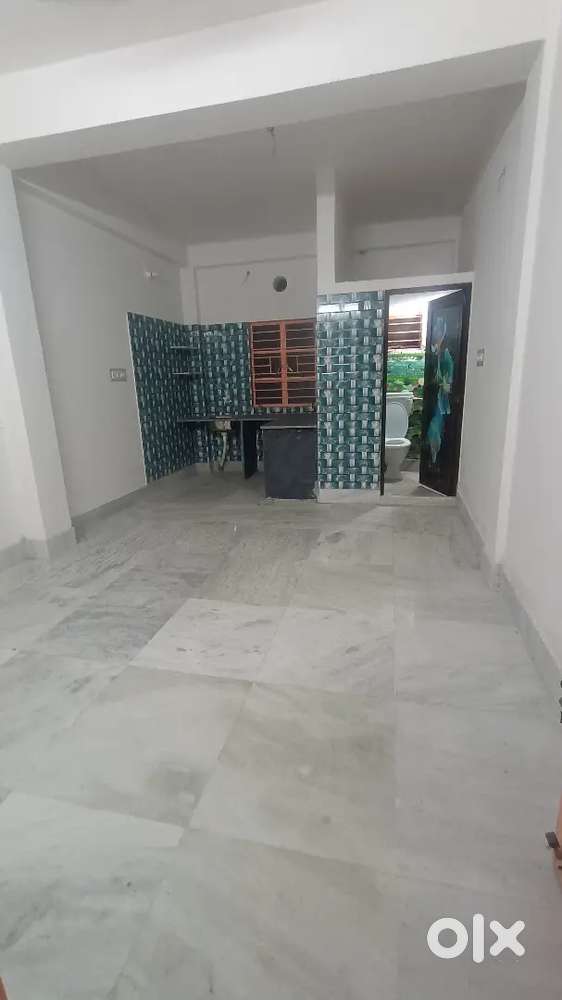 Big 1RK Rent in  kestopur barowaretala bachaler/Cuple no Restriction.