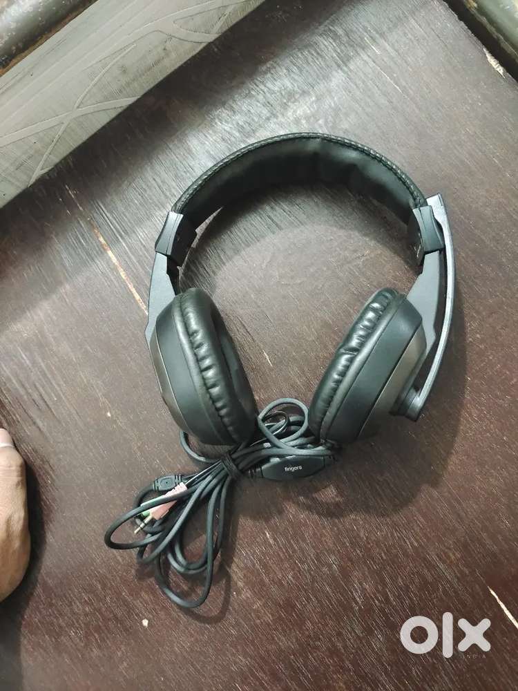 fingers wired headphones with Mic