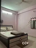 Looking for female flatmate
