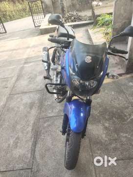 Pulsar 180 2012. Model