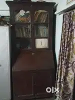 Antiq 125 years old shisham wood almirah.