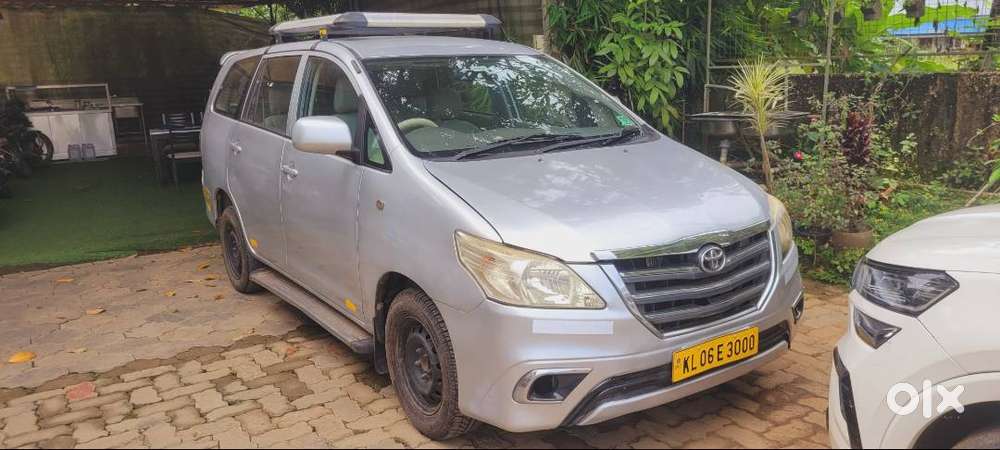 Toyota Innova 2009 Diesel 320000 Km Driven g4 type 4 convert