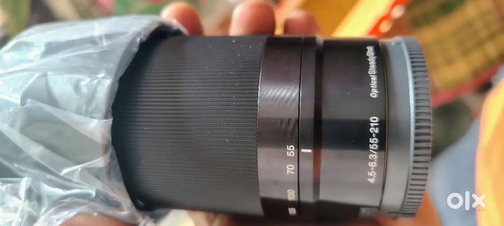 SONY SEL55210/BQ Telephoto Zoom Lens
Black, 315 mm