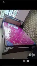Brand new 78/60 queen size bed with mattress