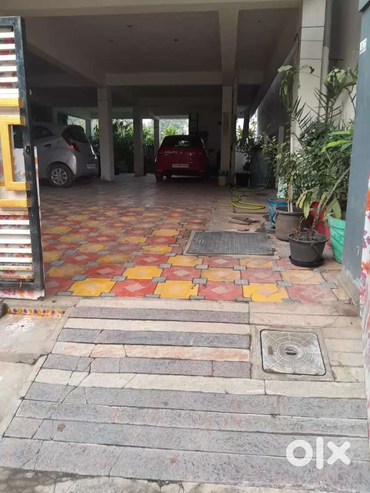 Indipendent house 2 nd floor