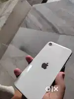 I PHONE SE 2020