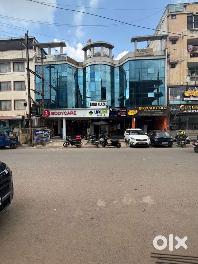 Space availabe for offices banks showroom etc