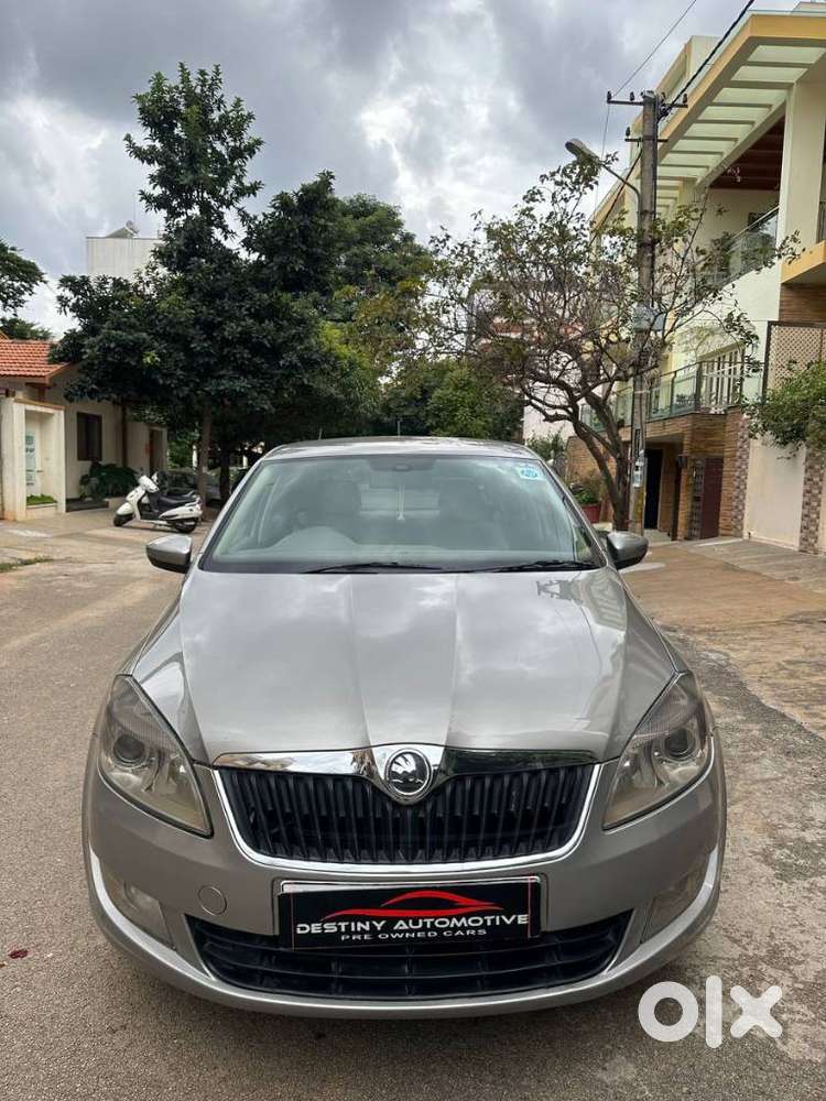 Skoda Rapid 1.5 TDI AT Style, 2015, Diesel
