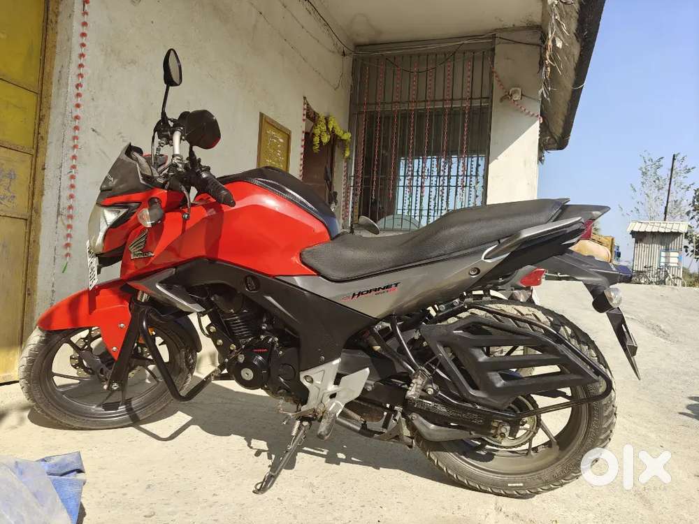 Honda CB Hornet 160R