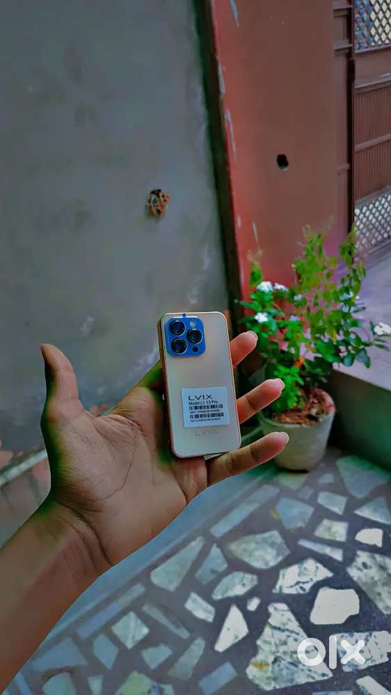 Mini iPhone dual SIM card