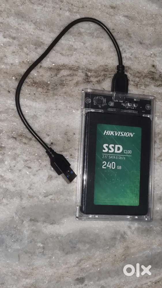 240 GB external SSD l USB 3.0 l