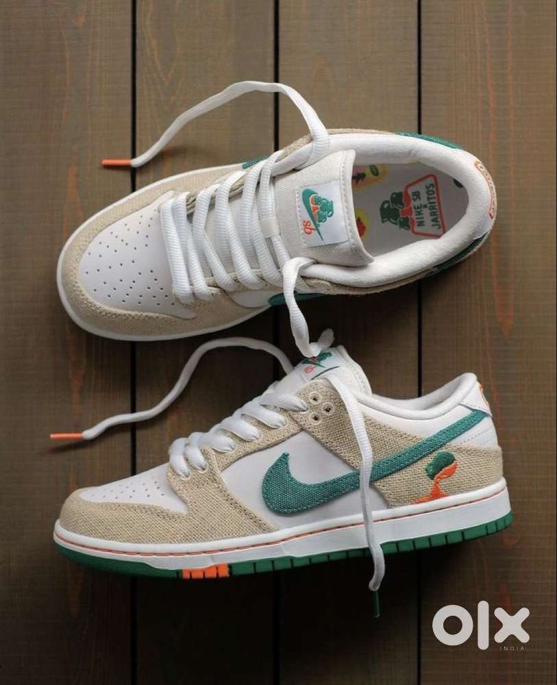 Nike sb dunks jarritos edition