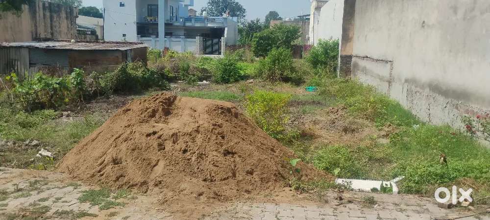 We are construct any project with material our quotation is 1200 sq ft