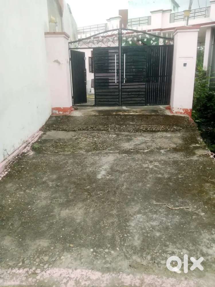 Live Comfortably — Stylish Family Home for Rent!