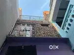 Gali ravaliya 180 Gaj Mein banaa Hua Hai badhiya argent Sel