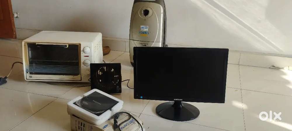 19.monitor oven vacuum cleaner exet fan dvd Rw