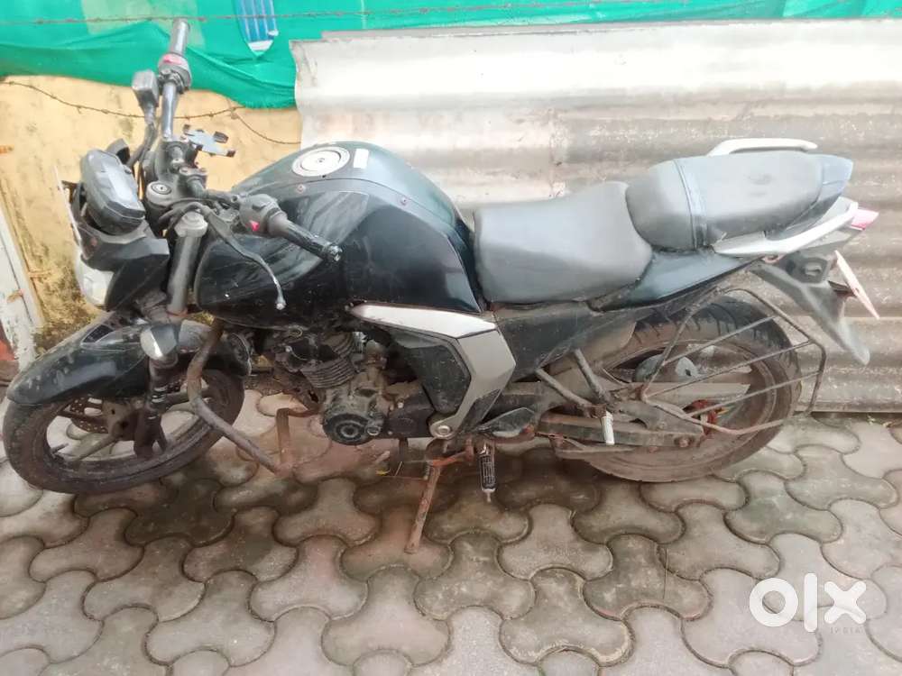 2017 model 
Fz 2 virgin 
Gadi abhi bhan he