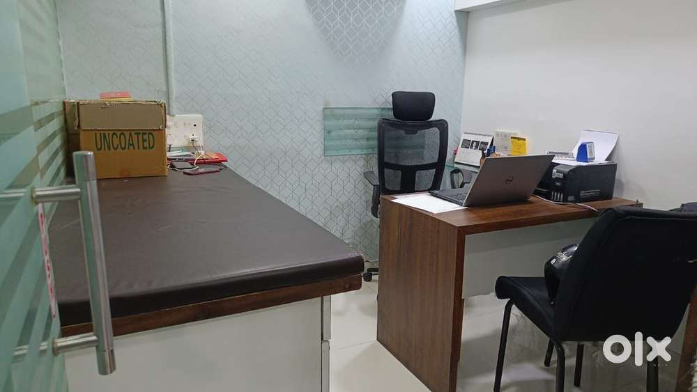 Office availble on rent palasia ab road