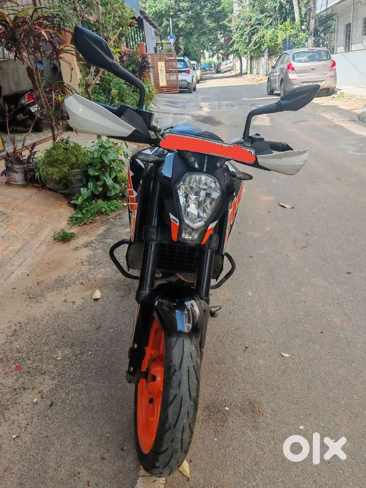 KTM Duke 200