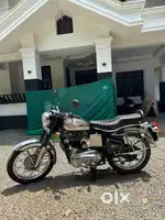 Royal Enfield bullet deluxe model