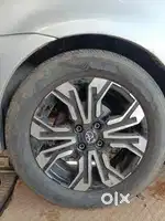 4 pieces  alloys Rs : 24.000